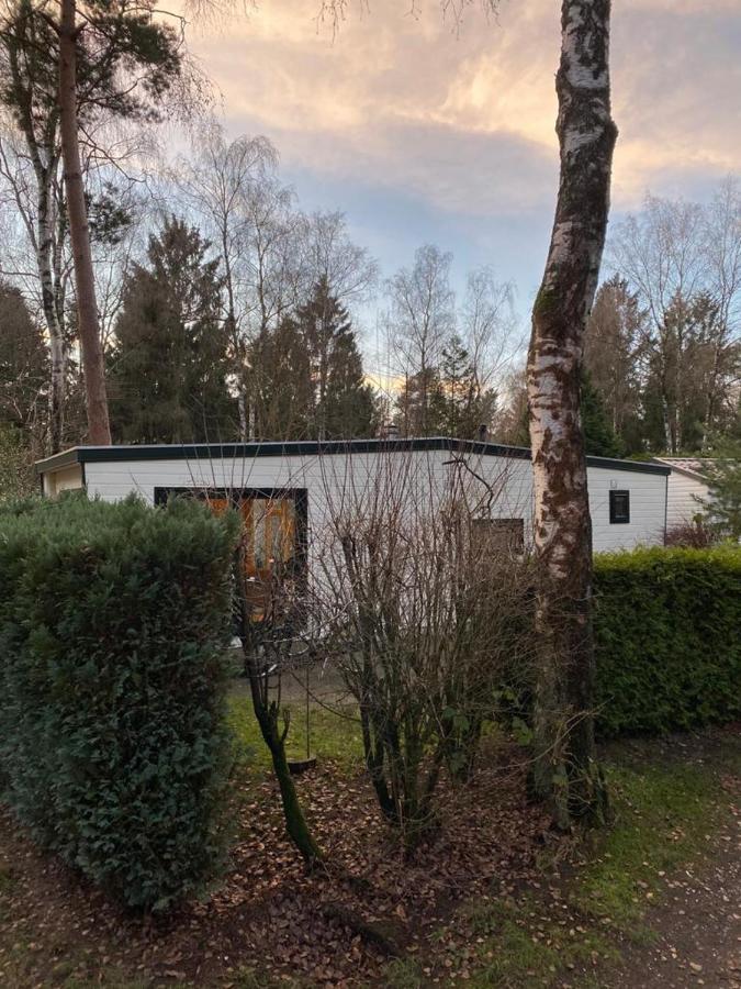 Hotel Sfeervolle Chalet Op De Veluwe In Hoenderloo Exterior foto